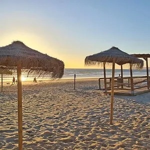 https://tranquilo-pueblo-playa.es-andalucia.com