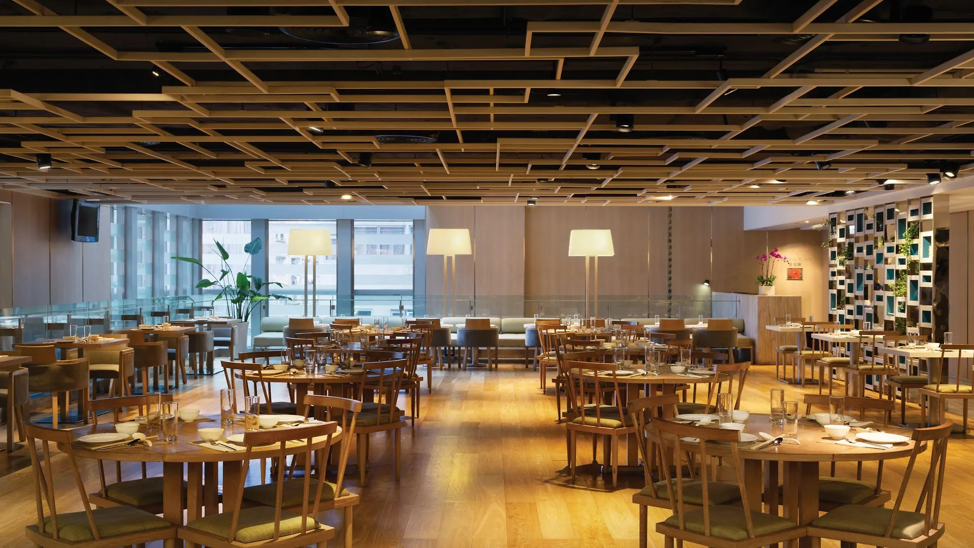 Jen Hong Kong By Shangri-La 4*,  Chiny