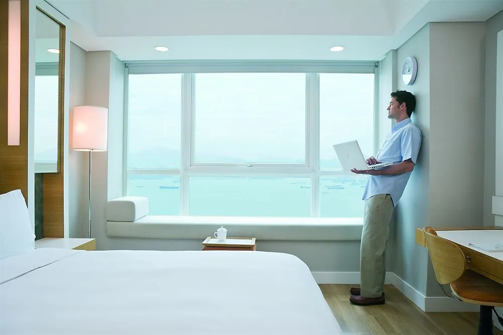 Jen Hong Kong By Shangri-La Hotel