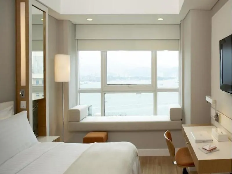 Jen Hong Kong By Shangri-La Hotel