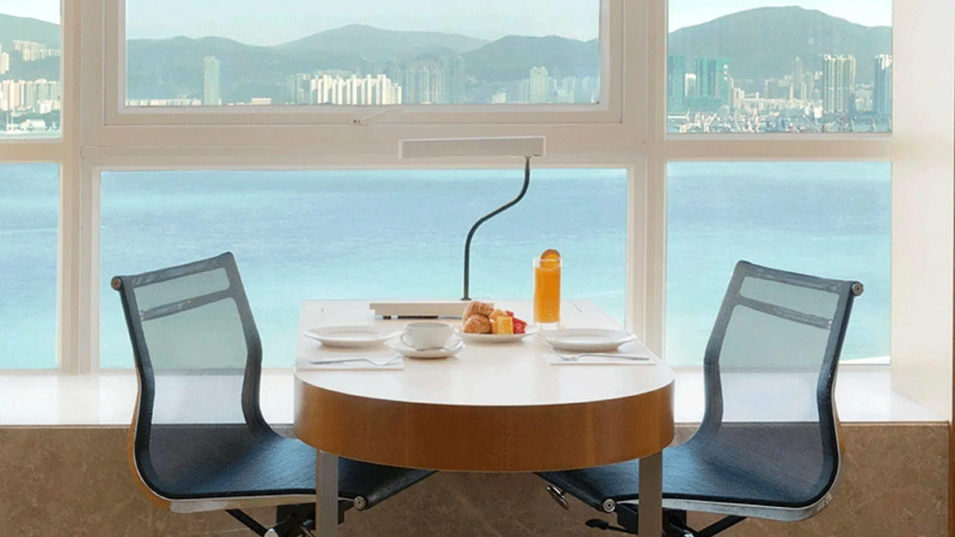 Jen Hong Kong By Shangri-La 4*,  Chine